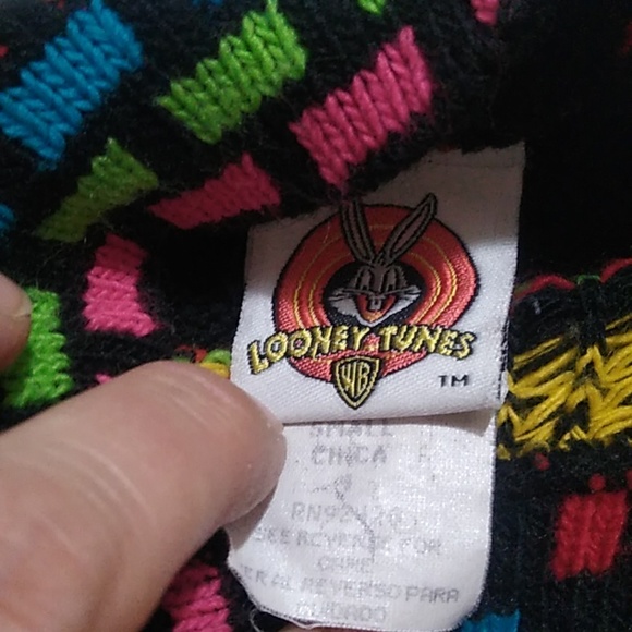 🐤 Vintage Tweety Sweater Size Small 🐤 - Picture 4 of 6